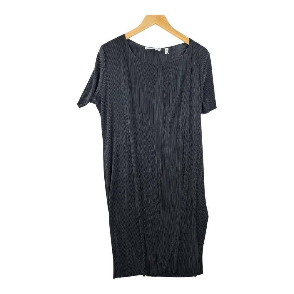 New Cyrus Ribbed Textured Short Sleeve Open‎ Cardigan size Medium Black
